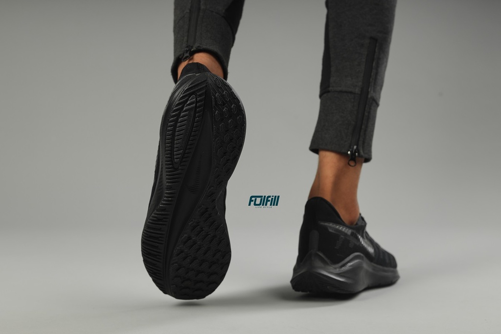 Nike Air Zoom Vomero 14  Black