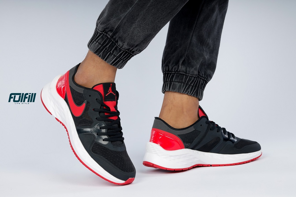 Nike Jordan Black - Red