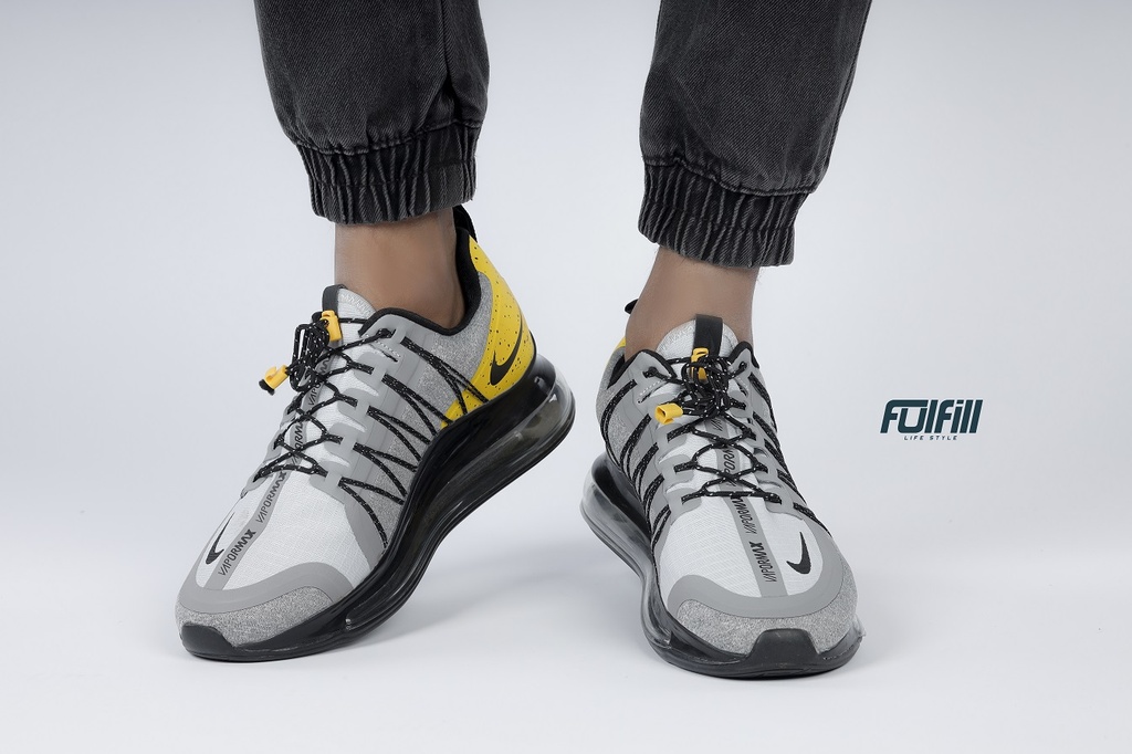 Nike Air Max 720 Gray - Yellow