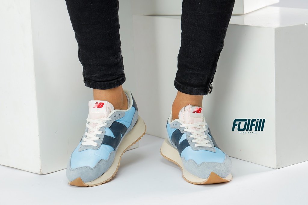 New Balance 237