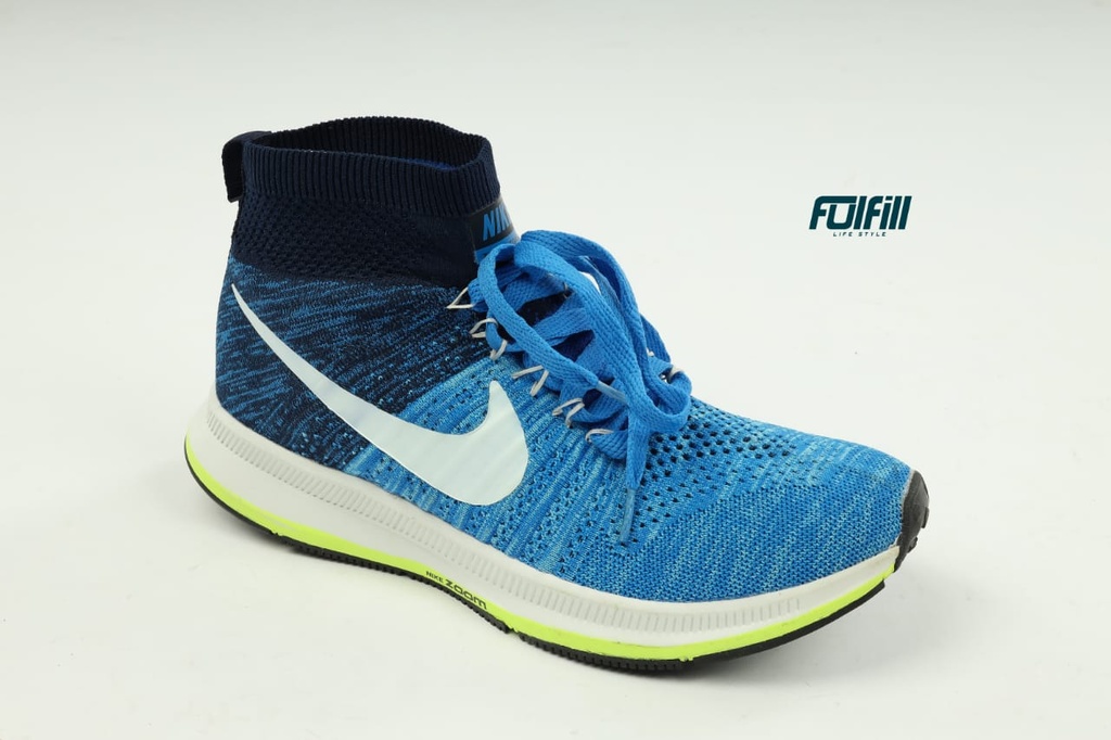 nike pegasus light blue