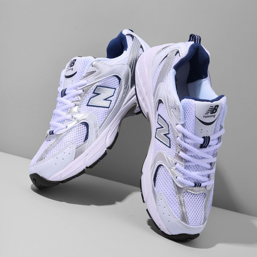 New Balance 530 trainers White