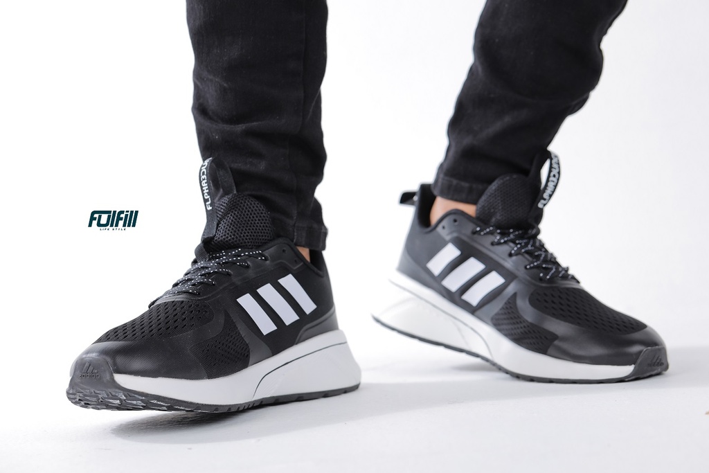 Adidas Questar TND Black - White