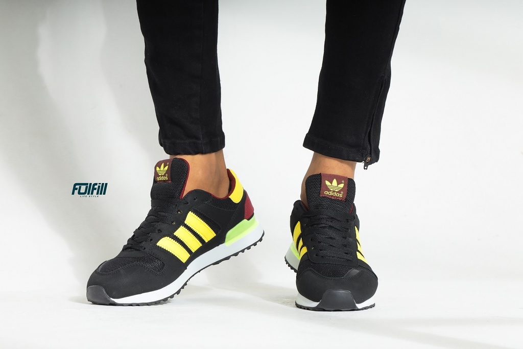 Adidas ZX 700 Black II