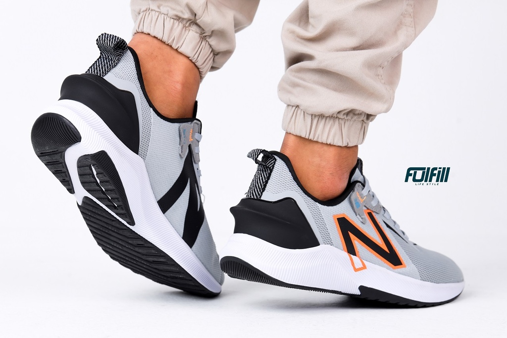 New Balance FuelCell RC Elite Black