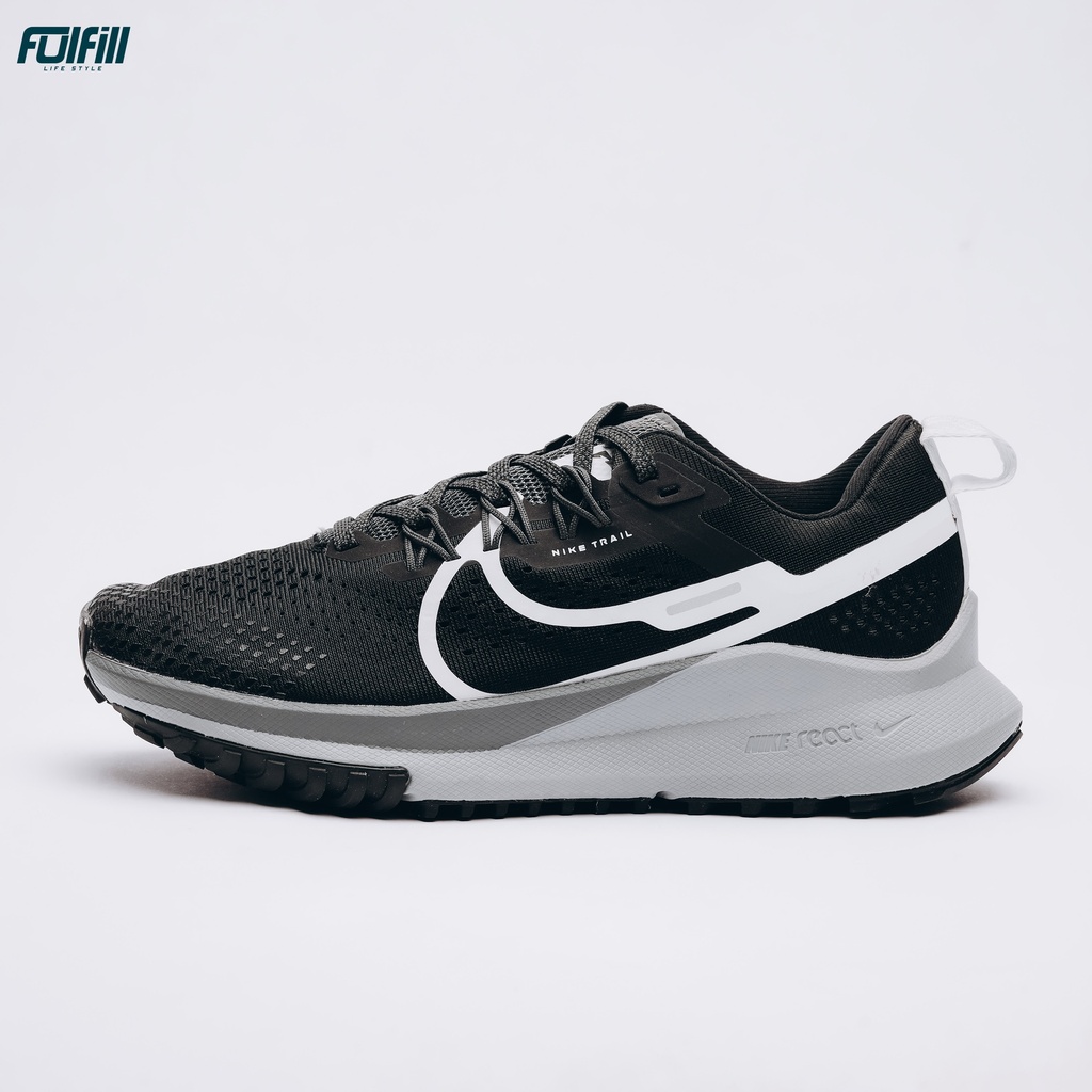 Nike trail Black gray