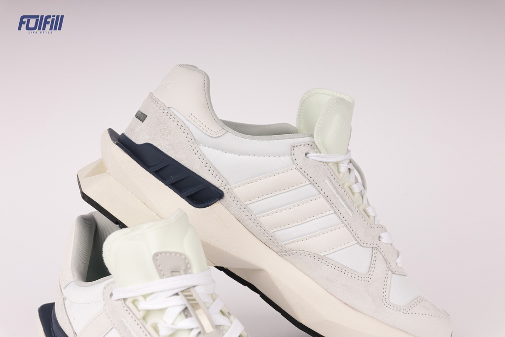 ADIDAS Cloudfoamlll 