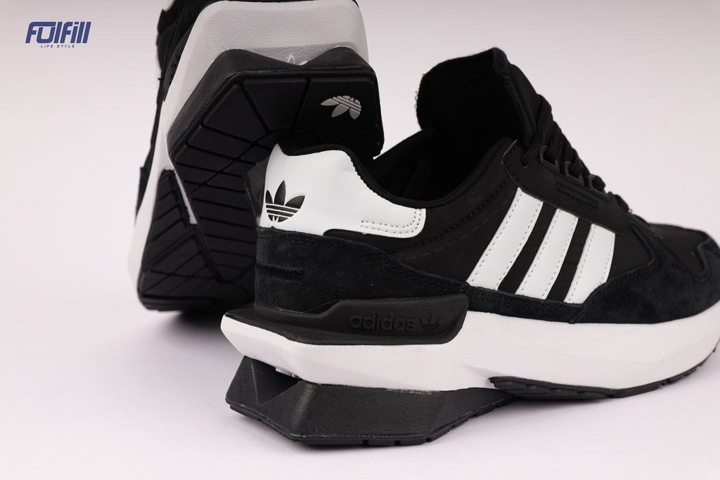 ADIDAS Cloudfoamlll 