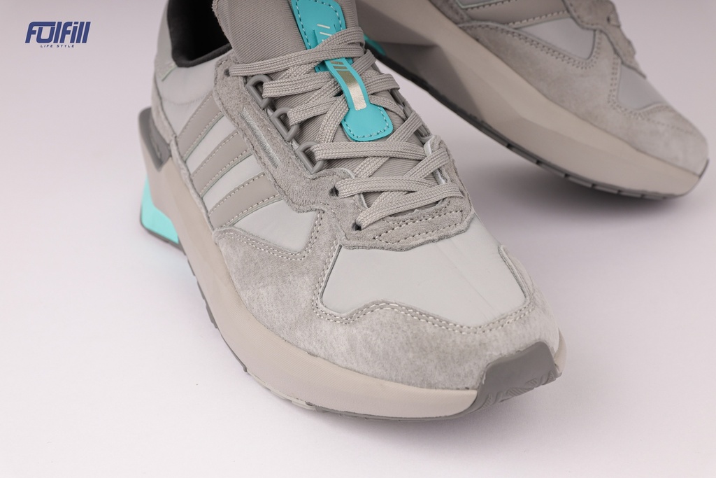 ADIDAS Cloudfoamlll 