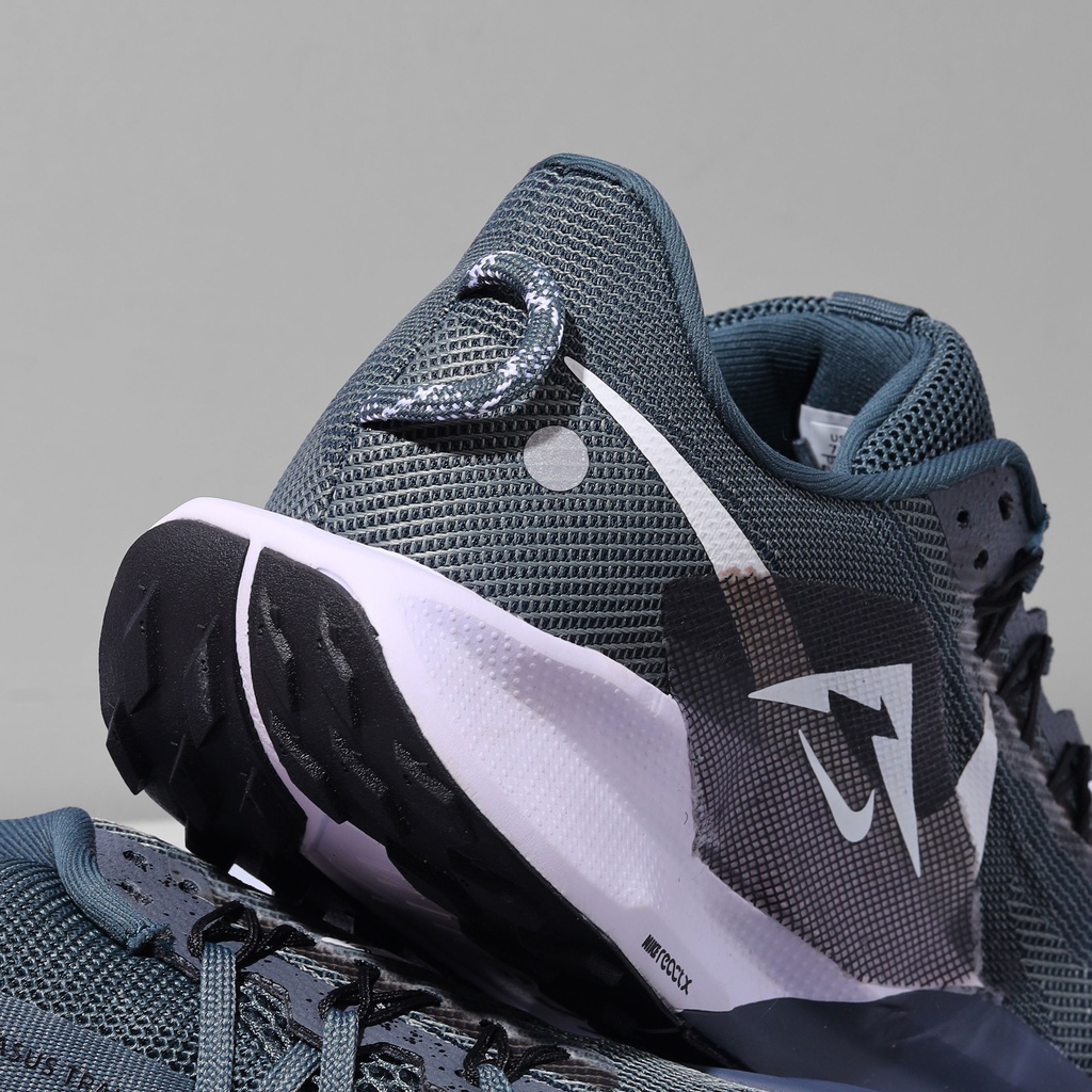 Nike trail
