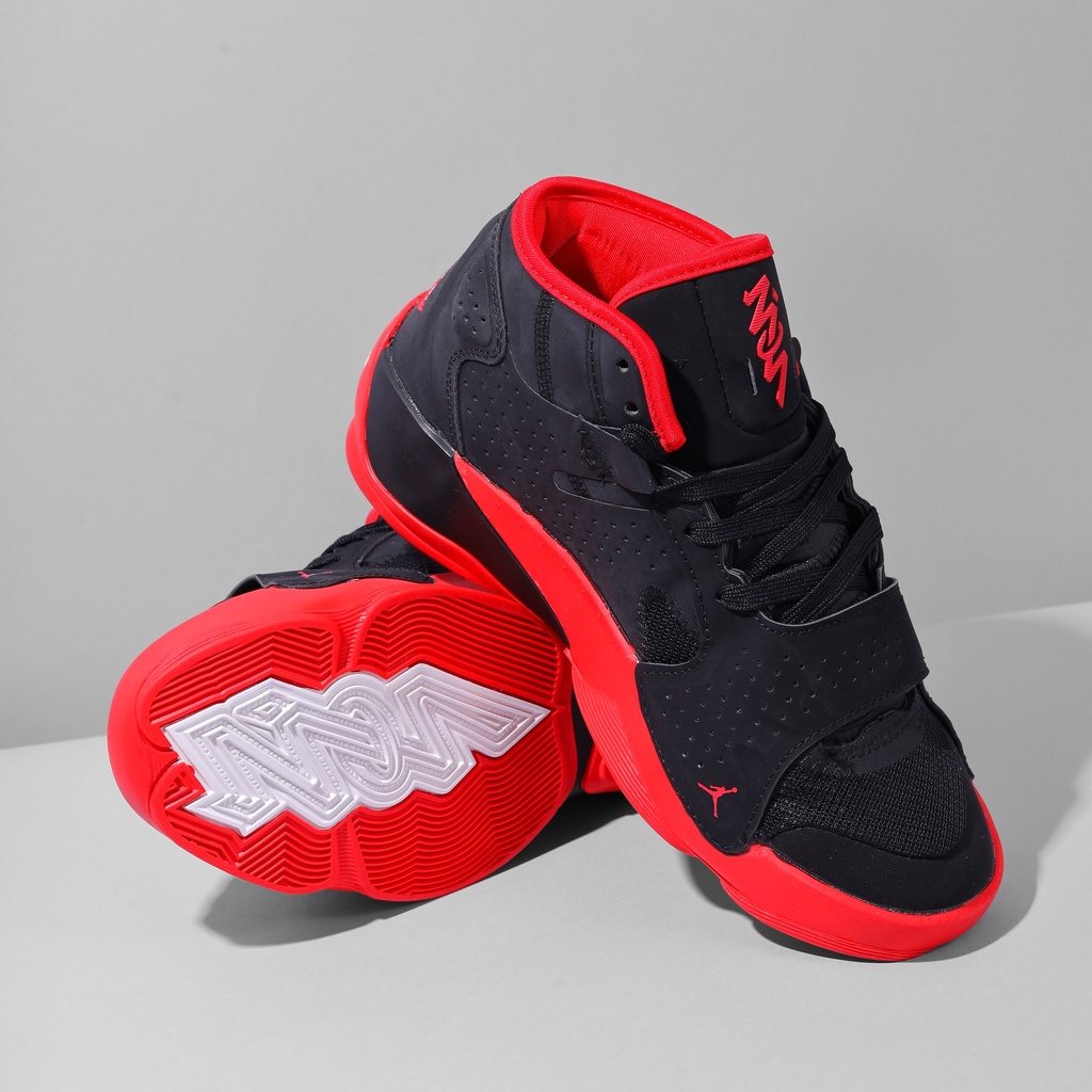AIR JORDAN 4 RETRO Black