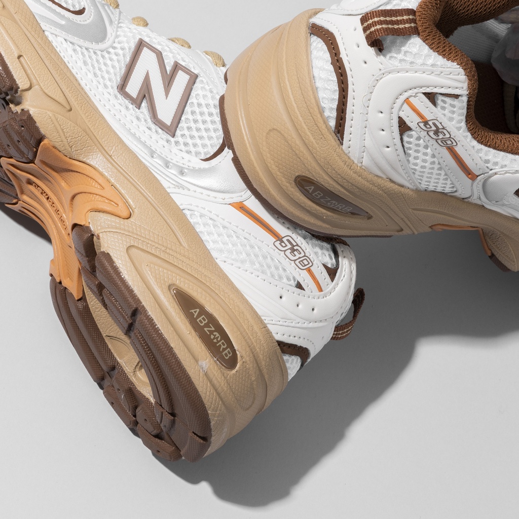 New Balance 530 trainers White
