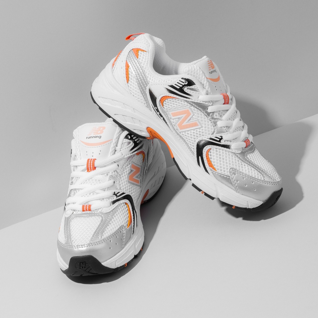New Balance 530 trainers White