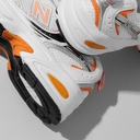 New Balance 530 trainers White