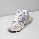 New Balance 9060 BEIGE