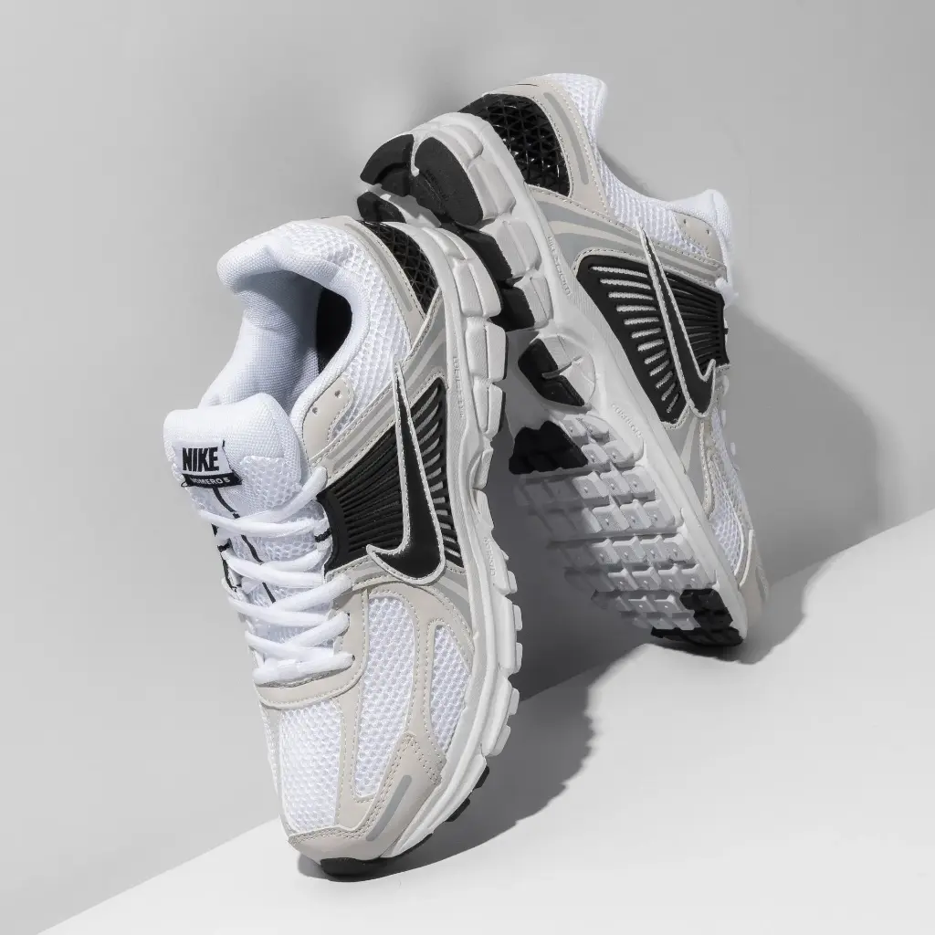 Nike ZOOM VOMERO 5 BEIGE BLACK