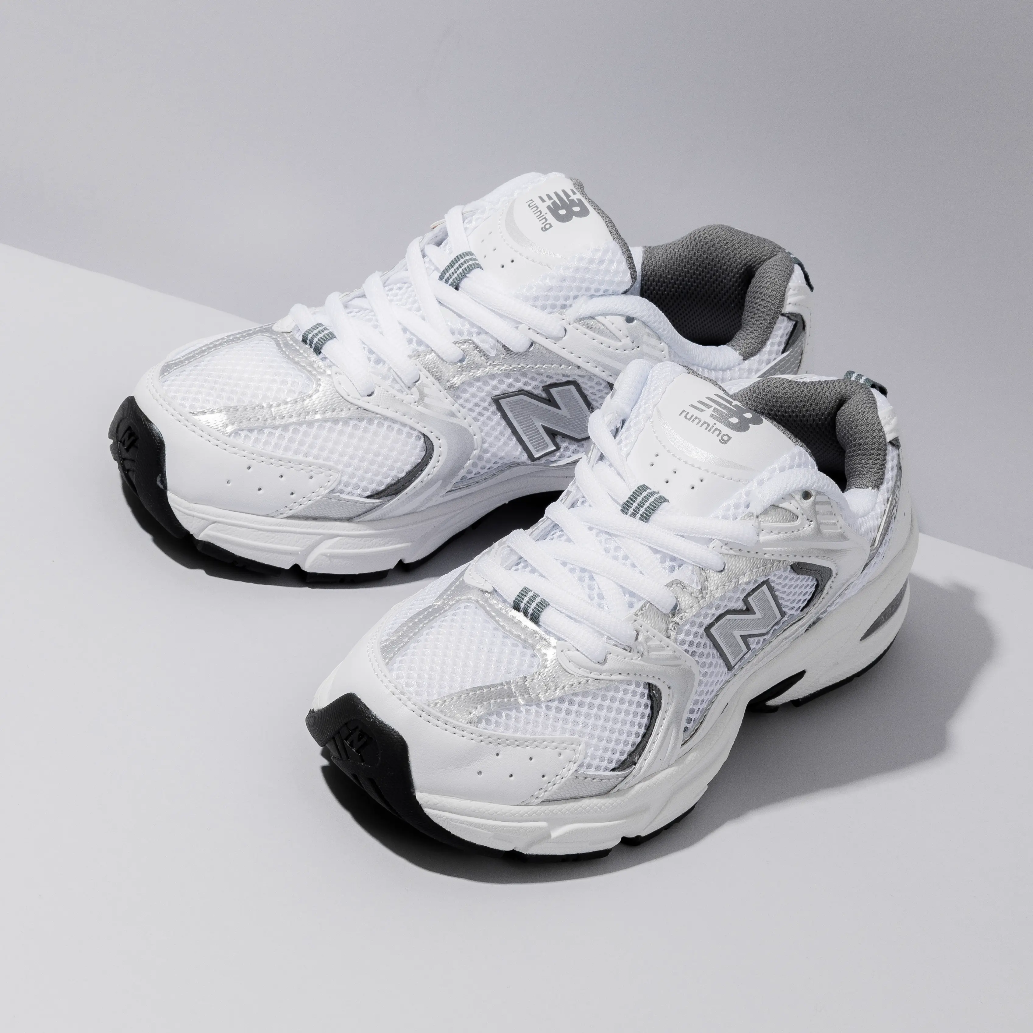 【値下げ不可】※ほぼ新品New Balance 530ホワイト New Balance NEW BALANCE MR530SG 