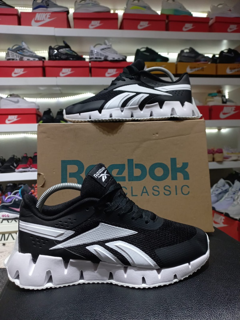 Reebok ZIG BLACK WHITE