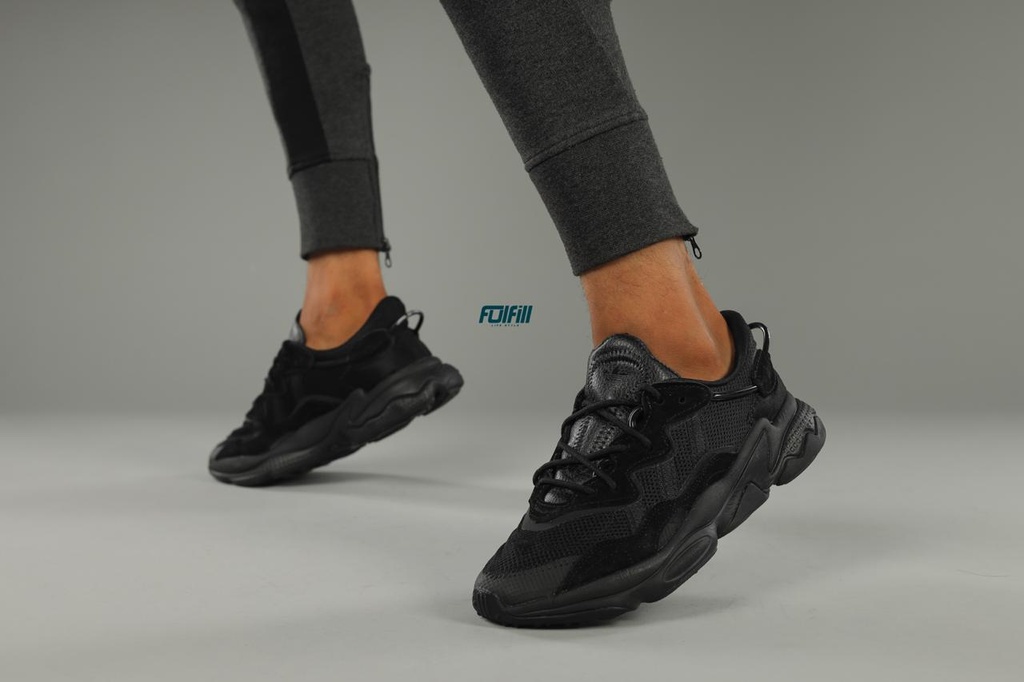 Adidas OZWEEGO Shoes Black