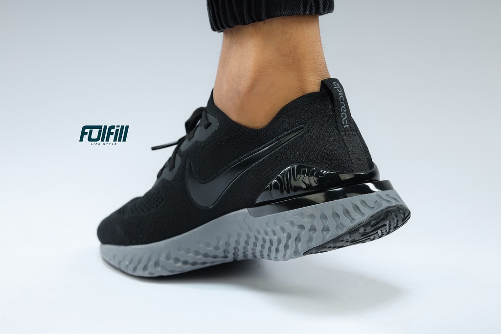 Nike Epic Phantom React Flyknit Black-Gray