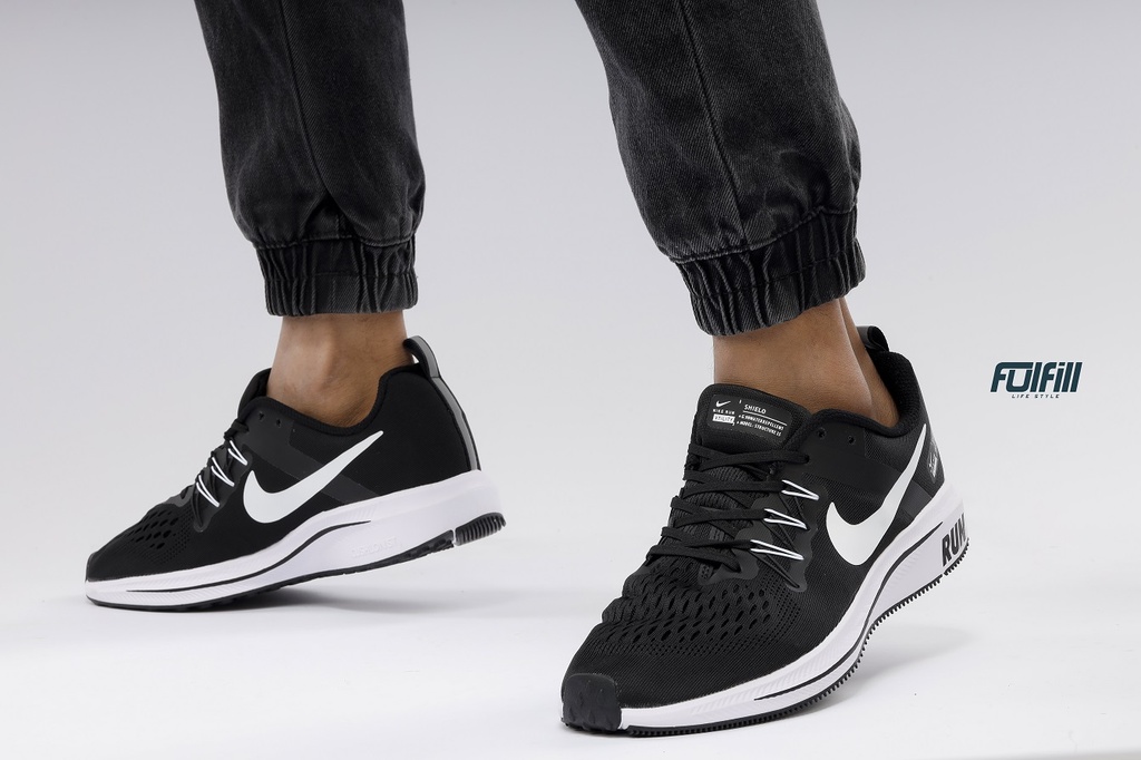 Nike Zoom Structure 15 Black - White