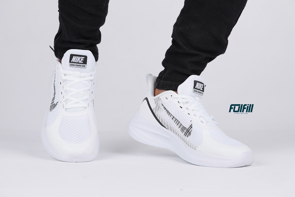 Nike Zoom Vomero White 39X