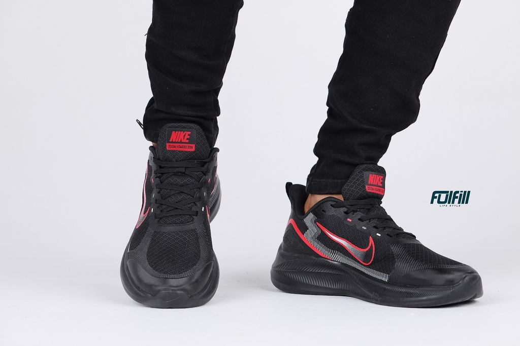 Nike Zoom Vomero Black Red 39X | FulFill