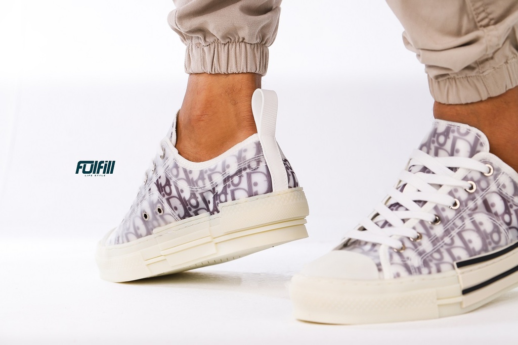 CHRISTIAN DIOR New ii