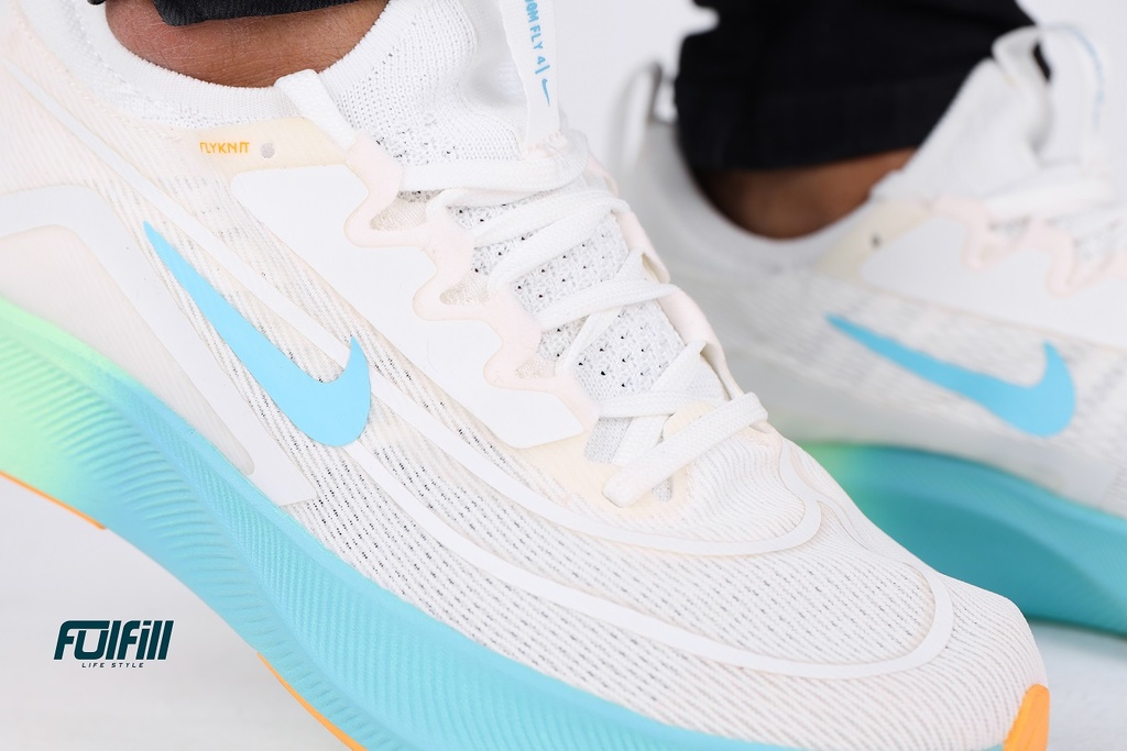 Nike Fly knit White