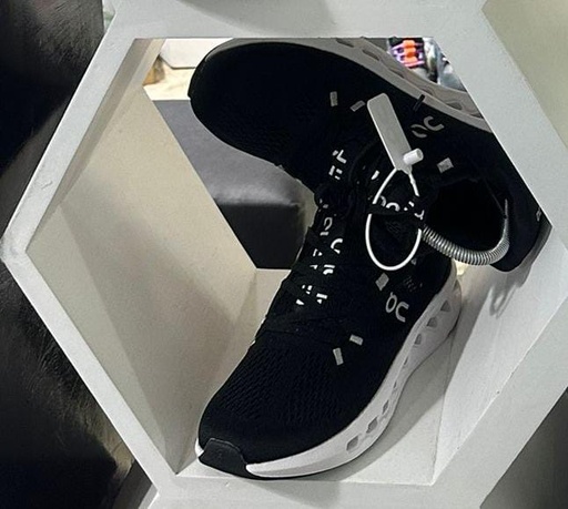 Cloud 5 Sneaker BLACK- WHITE