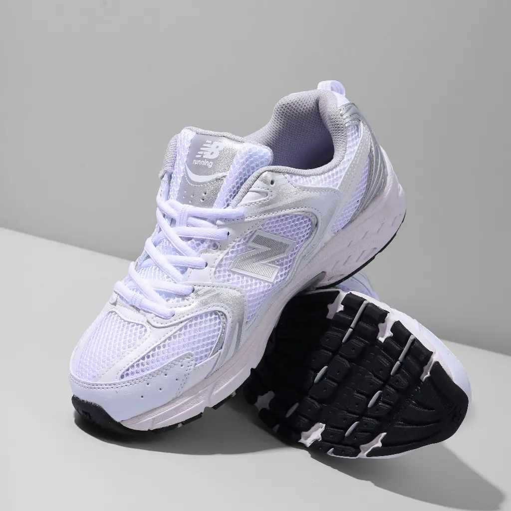 New Balance 530 trainers White Silver | FulFill
