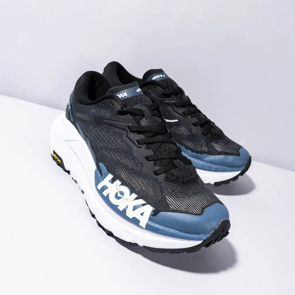 HOKA Black-Blue  26  